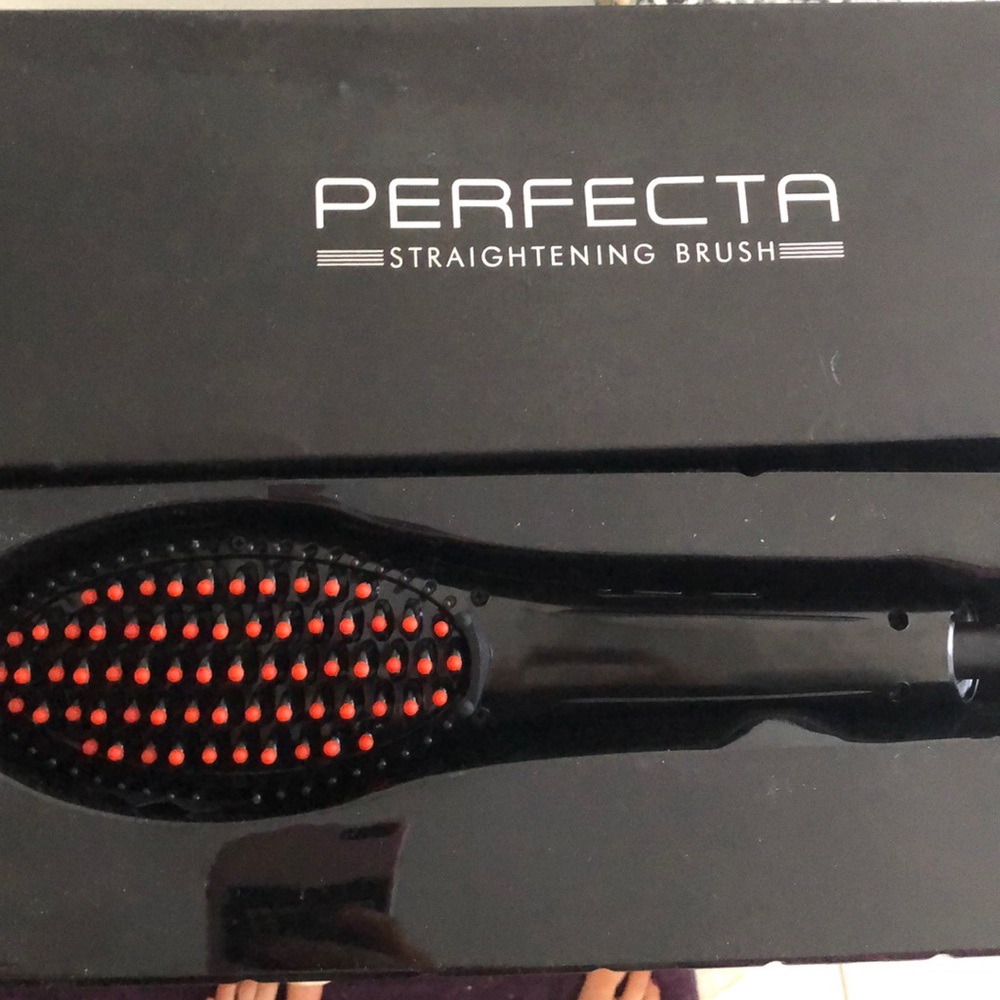 Perfecta Straightening Hair Brush